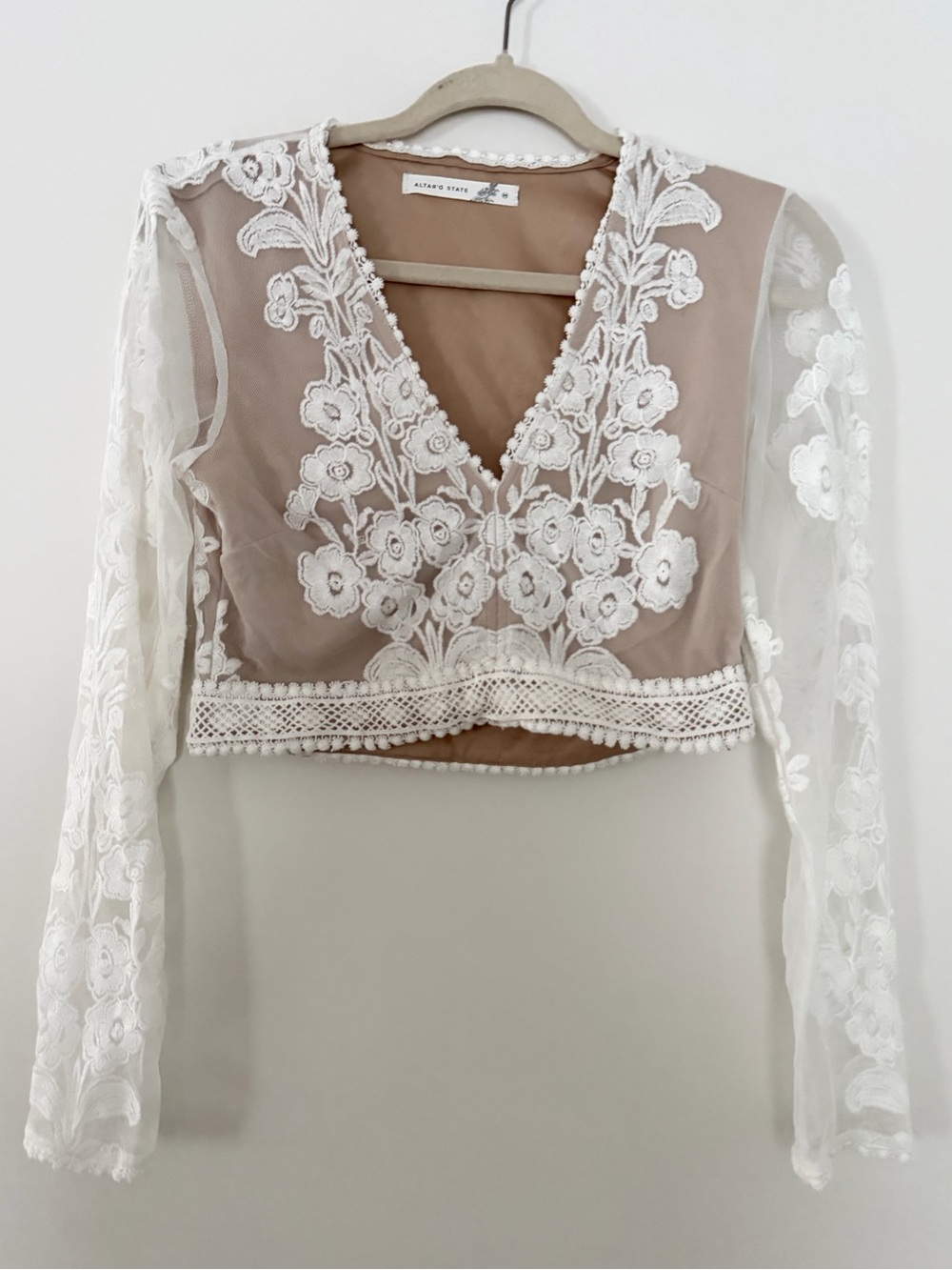 Altar'd State Sheer Lace Set Maxi Skirt + Top Sz M Senior Photos Date Night - Picture 2 of 5